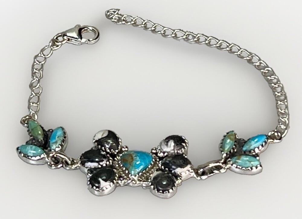 Kingman Turquoise Heart and White Buffalo Sterling Silver Cluster Bracelet NEW
